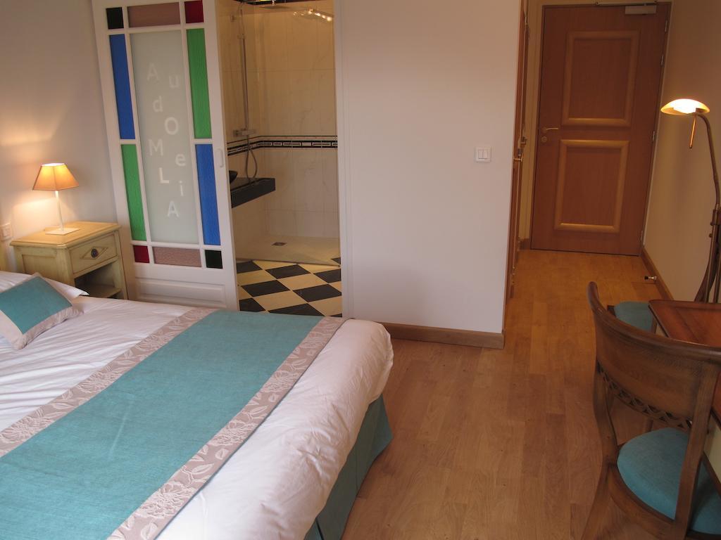 Hôtel Au Domelia Provinois à Cerneux Chambre photo