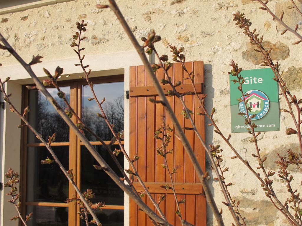 Hôtel Au Domelia Provinois à Cerneux Extérieur photo
